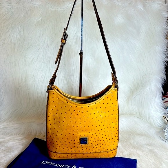 STUNNING VINTAGE DOONEY & BOURKE CAMEL HANDBAG WITH DUSTBAG - Picture 2 of 13